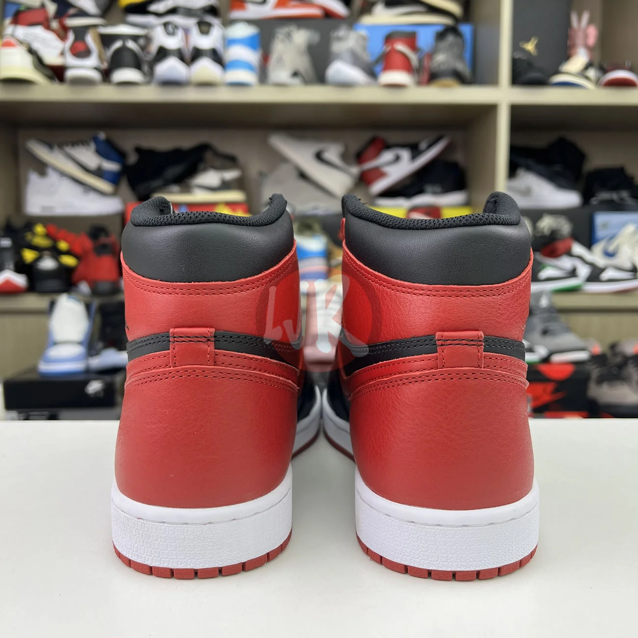 Air Jordan 1 Retro High Bred Banned 2016 555088 001 Ljr Sneakers (2) - bc-ljr.net