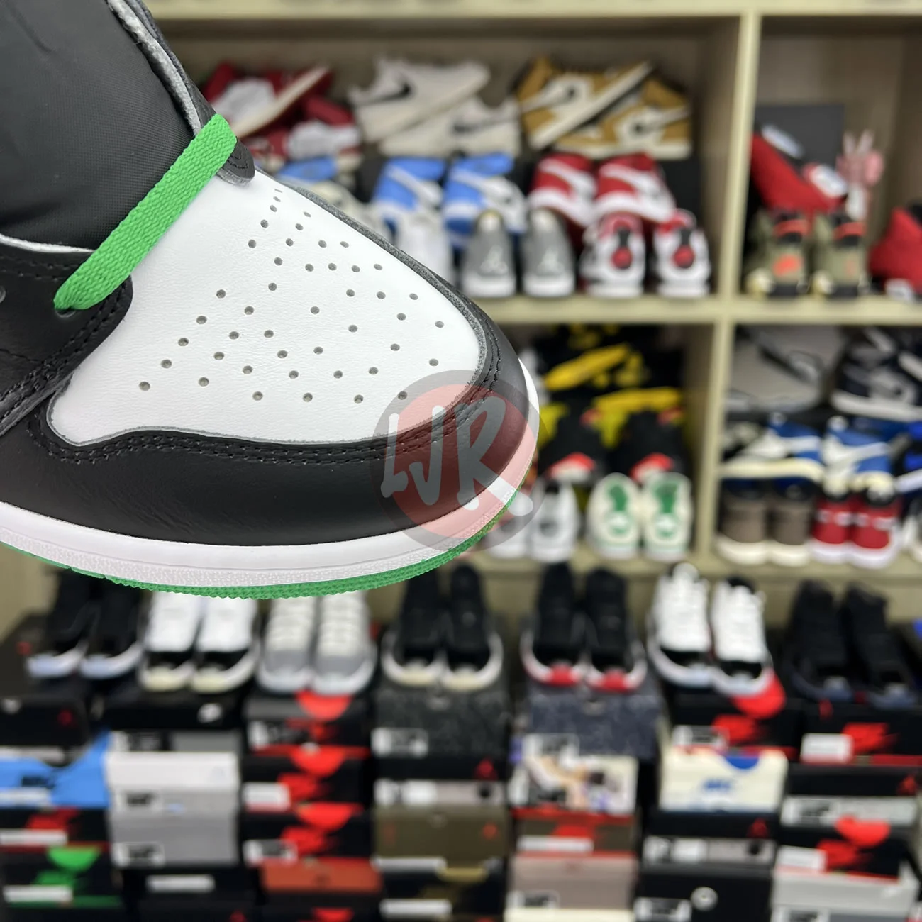 Air Jordan 1 Retro High Og Lucky Green Dz5485 031 Ljr Sneakers (10) - bc-ljr.net
